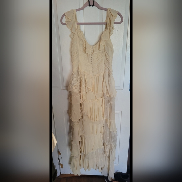 Elegant Anthropologie Cream Ruffled Dress - Picture 4 of 5